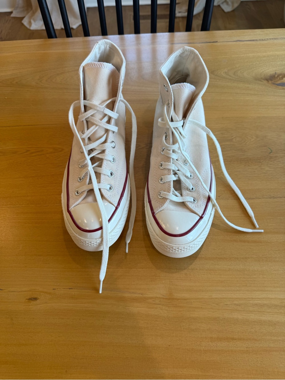 Converse High Top Sneakers in White with Red Stripe - Picture 5 of 5